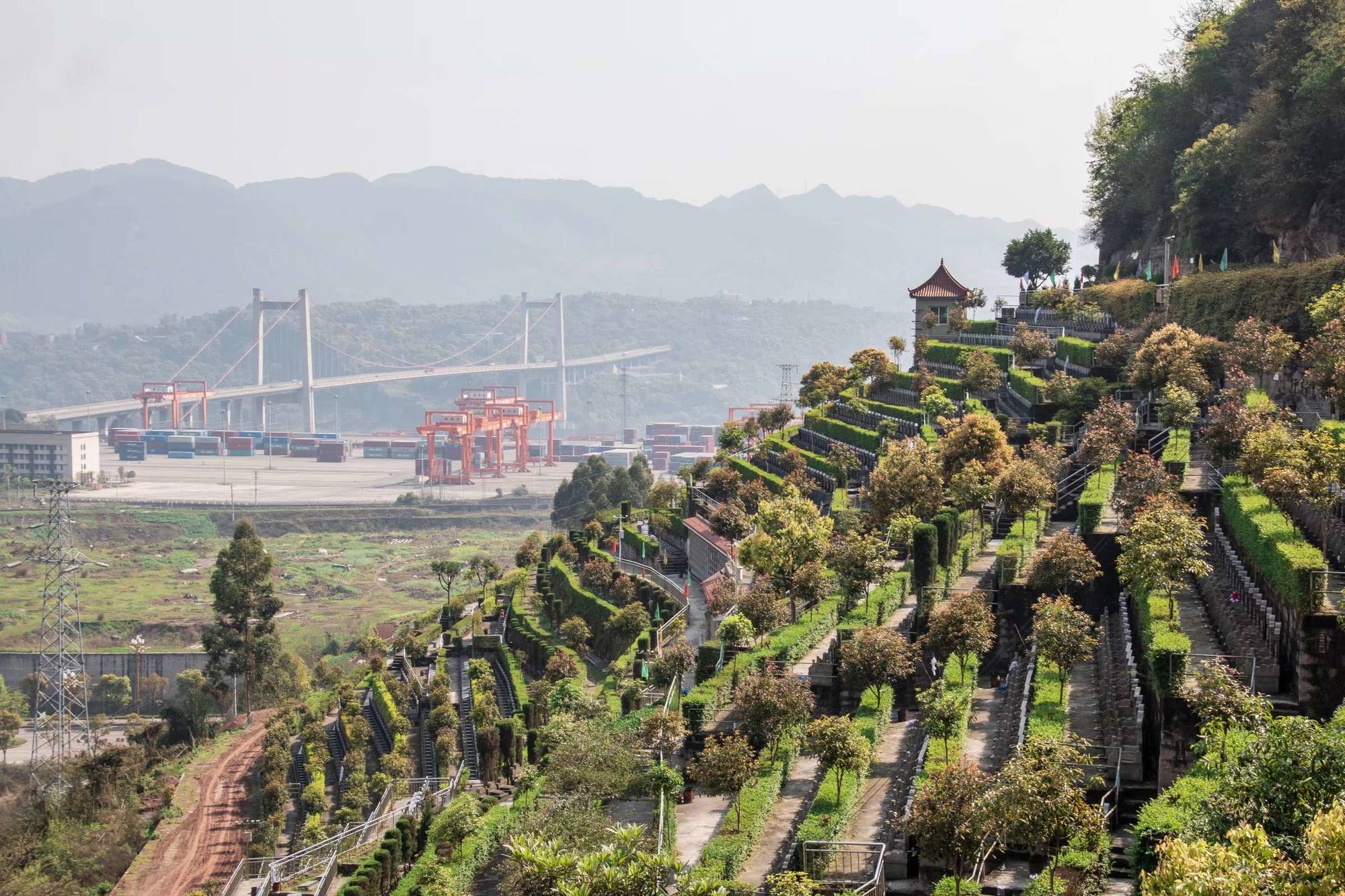 龙台山陵园官网_春节龙台山陵园班车_重庆龙台山陵园